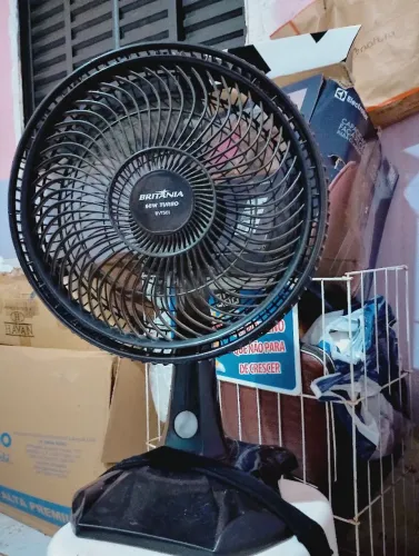 Vendo um ventilador Britânia