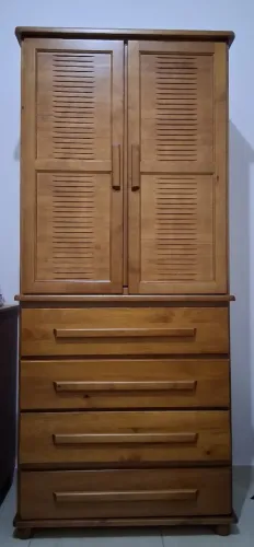 Guarda-roupas solteiro