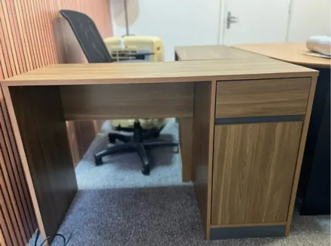 mesa de escritório