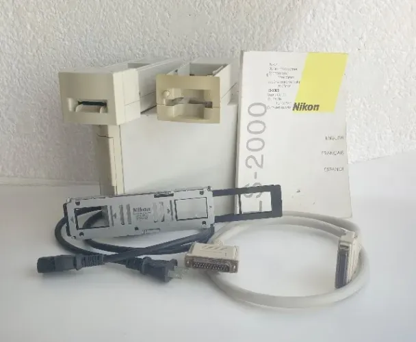 Scanner Nikon LS2000 - Negativos e Slides.