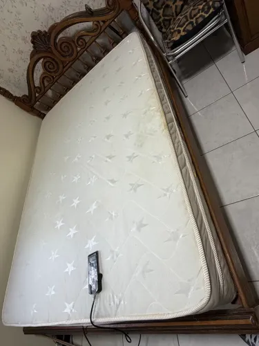 Colchão Nipon Live de Casal com massageador seminovo
