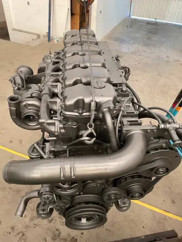 Motor Scania 420 eletrônico