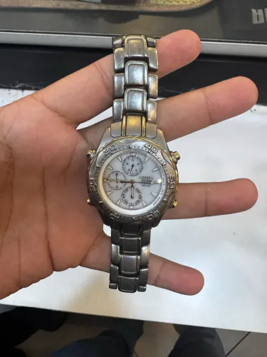 Relógio Citizen eco drive titanium