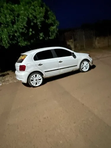 Rodas 17  recém pintada pneus zero 195:40