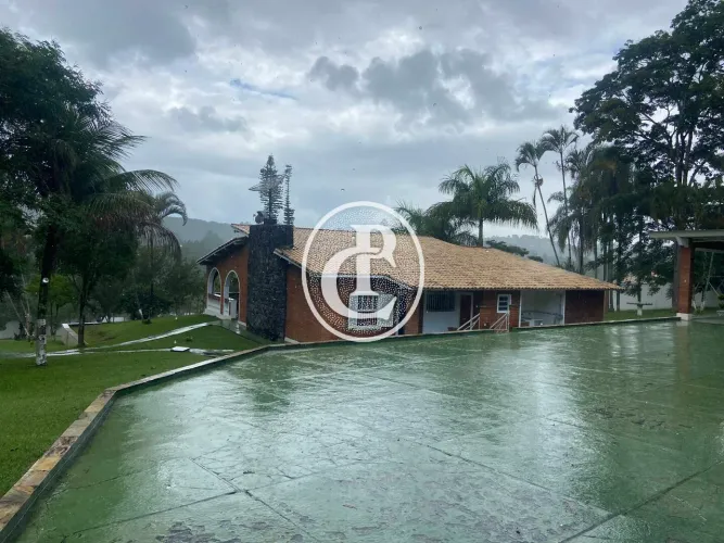 Chácara em Jacareí sp