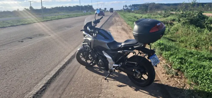 Nc 750 dct automática 2025 com protetor de motor baú givi baús laterais