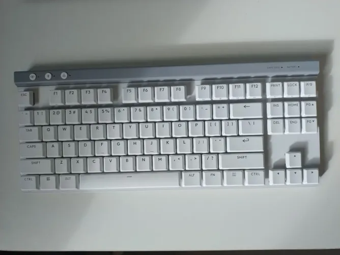 Teclado Tri Mode Logitech G515