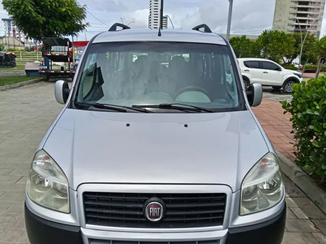Fiat Doblo Essence 1.8 Flex 16V 5P 2013