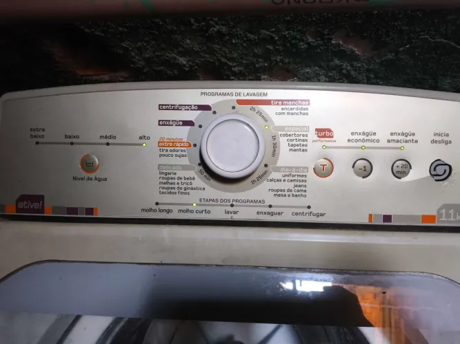 Máquina de lavar o problema na placa porque ela não está enchendo porém o motor está bom
