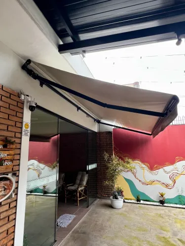 Toldo retrátil 4,00 m X 2,00m 