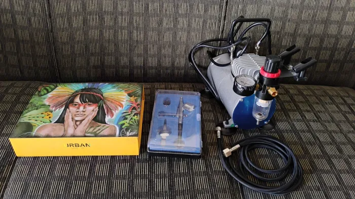 AirBrush com compressor + tintas