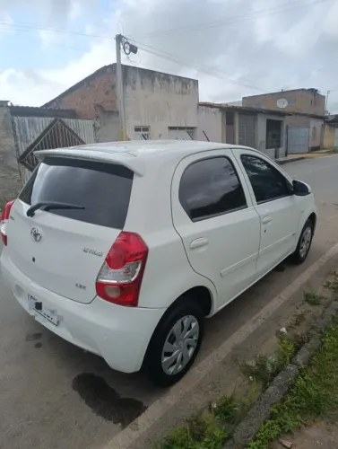 Toyota Etios X 1.3 Flex 16V 5P Aut. 2017