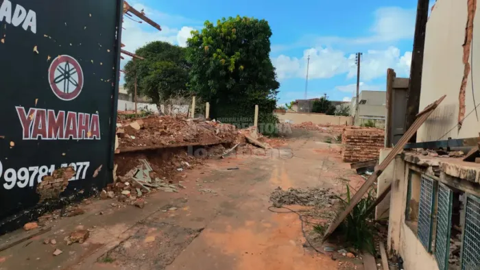 Centro Tanabi- Área a venda com 1.936 metros quadrados