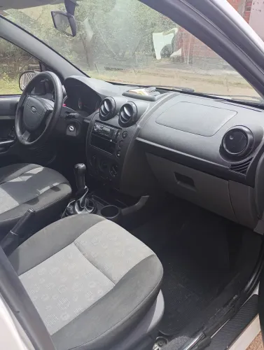 Ford Fiesta 1.0 8V Flex/class 1.0 8V Flex 5P 2013