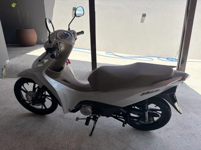 Honda Biz 125 EX/ 125 EX Flex 2025