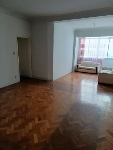 Apartamento com área privativa e vaga