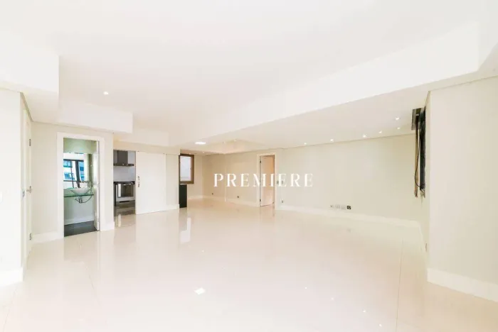 Apartamento com 3 dormitórios à venda, 158 m² por R$ 2.200.000,00 - Champagnat - Curitiba/