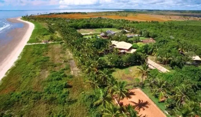 Casa de praia frente mar com 4 suítes, Santo André - Bahia