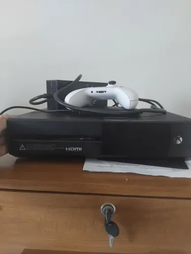 Xbox one fat com controle séries S