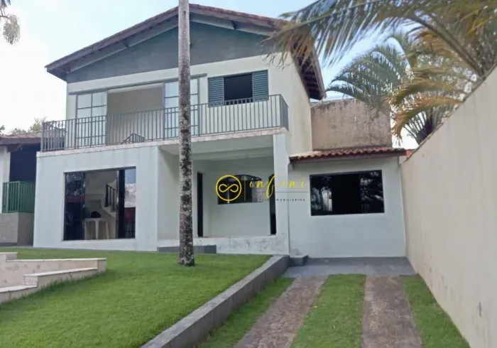 Chácara Residencial com 3 Quartis, sendo 1 Suíte à venda, 1000 m² por R$ 855.000 - Condomí