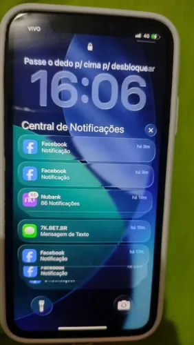 iPhone 11 seminovo 