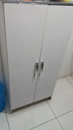 ARMÁRIO DE COZINHA