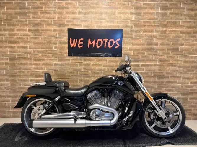 Harley Davidson V-rod Muscle 2015