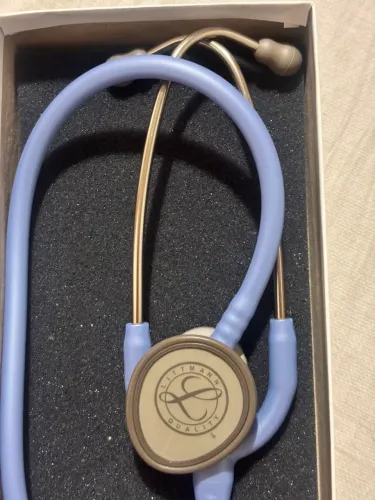 Estetoscopio 3m Littmann Lightweight Azul Claro + esfigmomanômetro aneiroide