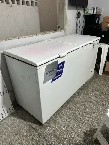 Freezer Metalfrio  invert
