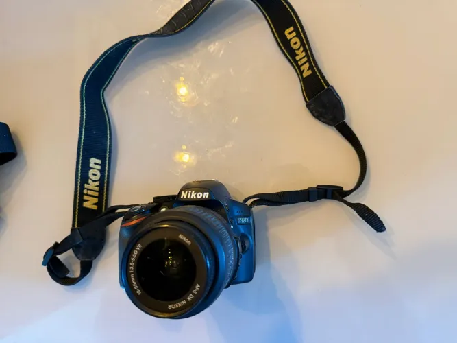 CAMERA NIKON D3200