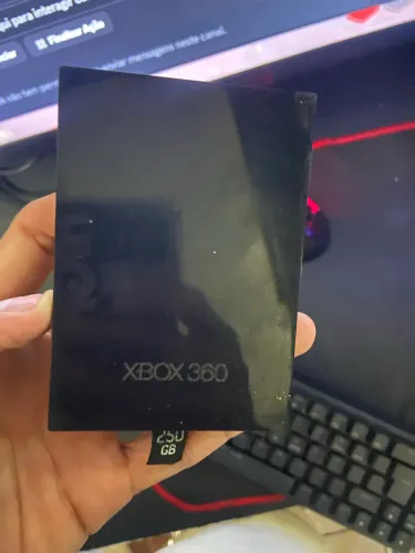 Vendo hd de Xbox 360, com mas de 4 mil jogos de fliperama.