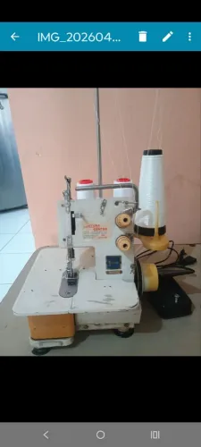 Máquina Galoneira
