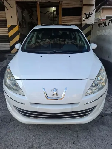 Peugeot 408 Sedan Feline 2.0 Flex 16V 4P Aut. 2012