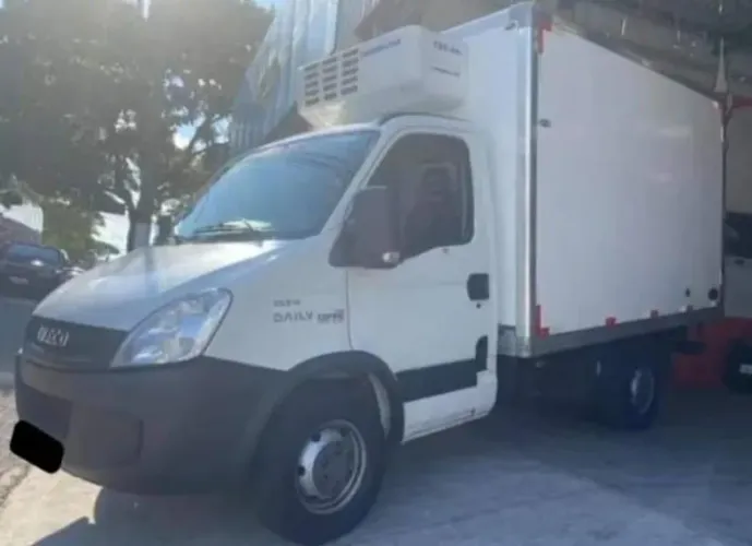 Iveco Daily 35s14 Baú Refrigerado 2019
