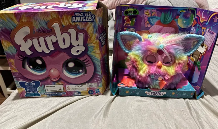 Furby 2023 Arco-íris (completo)