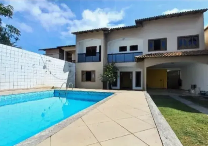 Casa para venda possui 360 metros quadrados com 3 quartos em Interlagos - Vila Velha - ES