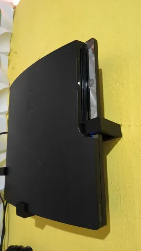 PS3 slim 500 Gigas, Desbloqueado, mais de 20 jogos digitais e 1 jogo Mídia física