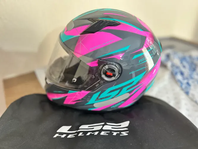 Capacete ls2
