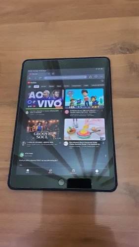 Apple IPad (9ª geração), 10.2" de tela, 64Gb de armazenamento, Cinza espacial