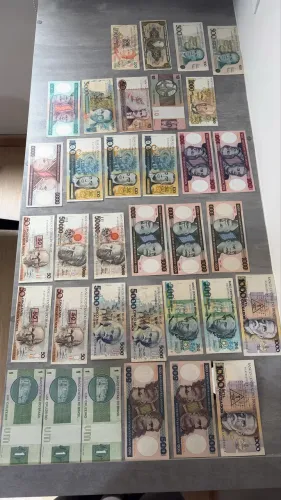 34 notas antigas em bom estado