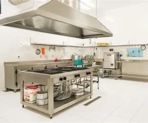 AJUDANTE DE COZINHA