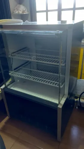Balcão refrigerado 80 cm,semi novo gelopar