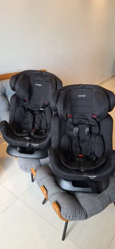 Duas Cadeirinhas Voyage, Legacy, Preto 