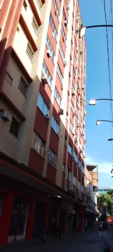 Sala comercial para aluguel tem 20 metros quadrados em Centro - Nova Iguaçu - RJ