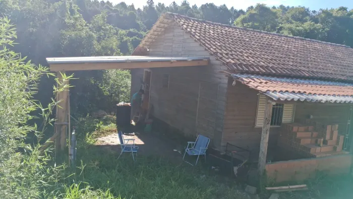 Casa de aluguel com agua e luz