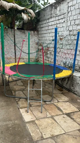 Vendo pula pula cama elástica infantil 2,44m
