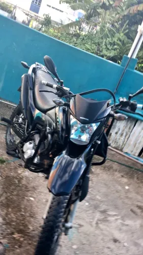 Bros 2022, vendo ou troco por, lander ou XRE 300