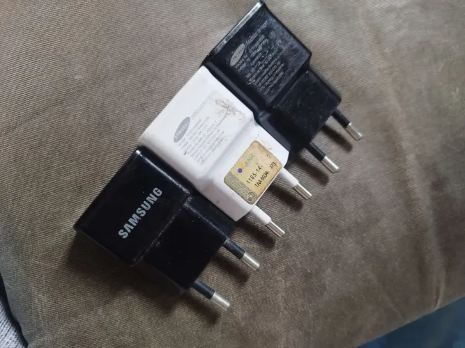 Kit carregador Samsung original um 35 os 3 é 85