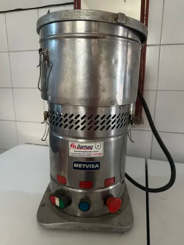 Triturador de alimentos metvisa
