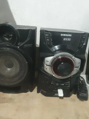 VENDO SOM SAMSUNG PEGA AUXILIAR E RÁDIO PENDRIVE 